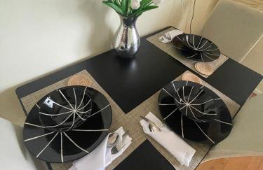 Misk Homes #2 Near Heathrow Airport, shops & Brunel University - Free Parking - Photo 22