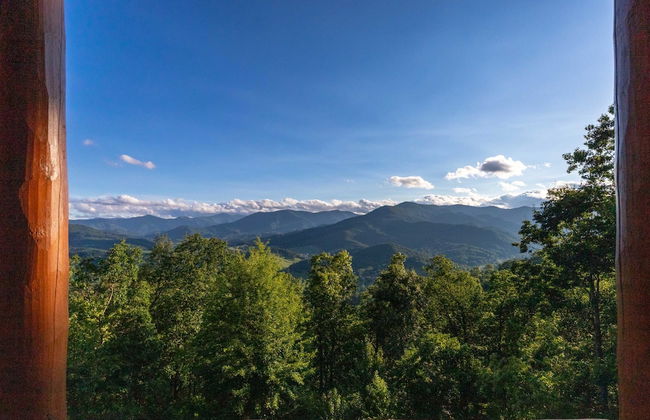 Luxury 4200 Sqft Log Cabin on 50 Acres Sleeps 16 - Foto 63