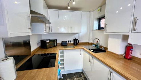 Cross Court, Stafford by BELL Apartments - Foto 5, stove, pet friendly, toaster, minibar