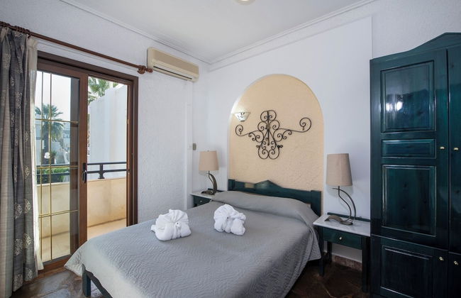 Hotel Castle Suites - Photo 74