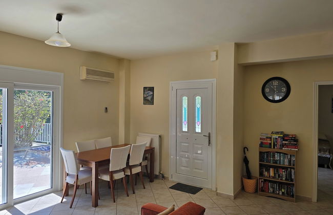 Skala - Villa - Sleeps 7 - Parking - Garden - Photo 22