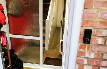 Riverview, Stylish Non Smoking Loft Ensuite 4 Rent - Photo 8