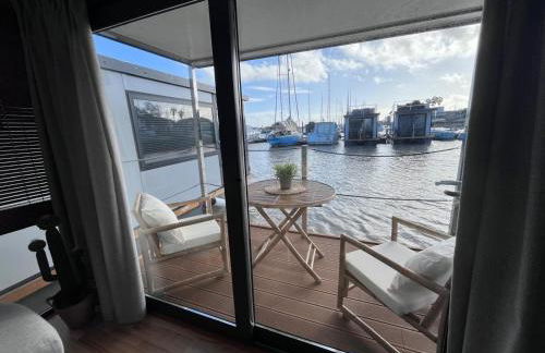 Casa Flotante El Refugio del Pirata - Foto 1