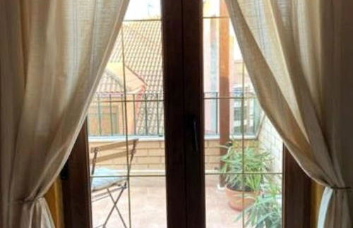 Atico centrico con terraza y garaje - Foto 11