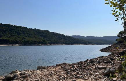 Maravilloso Apto en el Pantano de San Juan - Foto 26