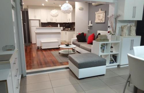 CAVE one bedroom apartment - Photo 18