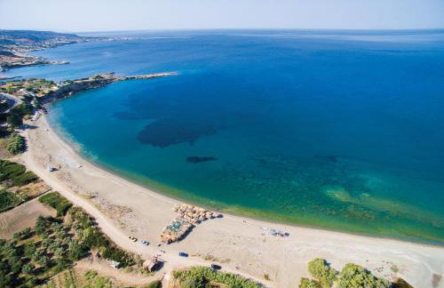 Lakonia Bay Apartments - Photo 23