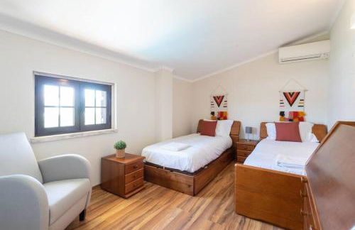 Aroeira Sunny Villa - Heated Pool extra cost - Foto 24