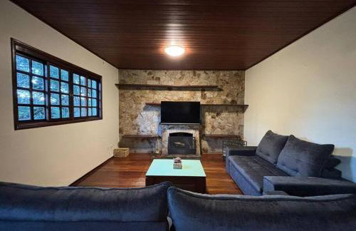 Charme e conforto na Montanha - Condomínio no Morro do Elefante, próximo ao centro - Foto 10