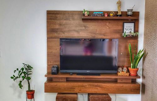 FRODO-APTO 2 dorm, wifi, ar cond suite, vaga garagem - Foto 6