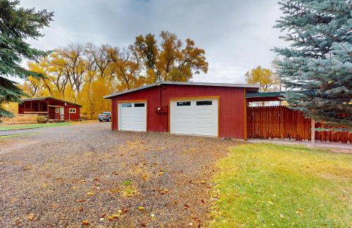 Pioneer Ridge Main House - Photo 32