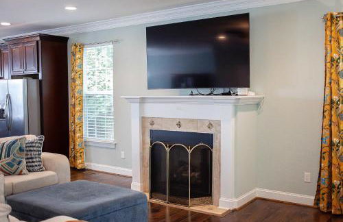 Sojourn Beautiful Family Home with Backyard in Ghent - Foto 10