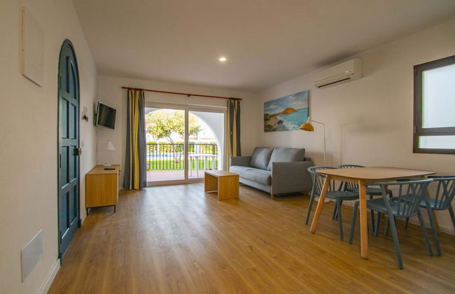 Apartamentos Sol Y Mar Menorca - Photo 6