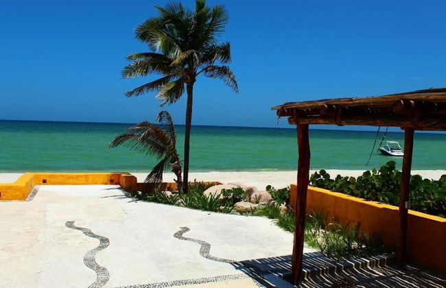 Uinic Chay Luxury Ocean Front Villa - Photo 18