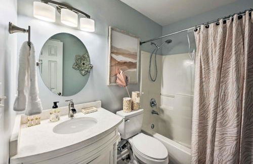 Tasteful Greensboro Haven about 3 Mi to Downtown! - Foto 19