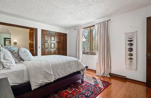 Unique Estate 5 Bedrooms Fire Pit Sleeps 10 - Foto 49