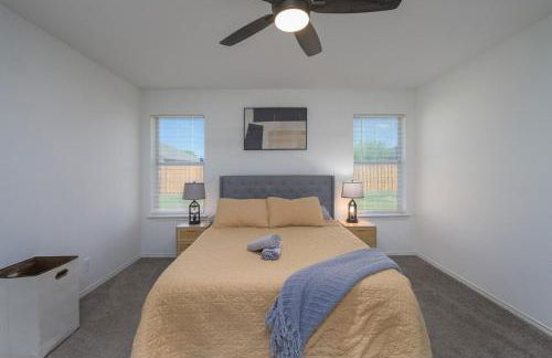 Stylish Pet Friendly Killeen 3BR with Fenced Backyard - Foto 2