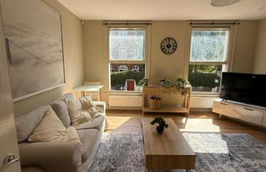 Stokey Skyline Retreat With Balcony - Foto 14