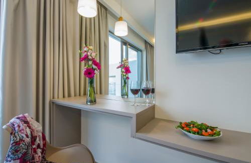 Incognito Creta Luxury Suites and More - Photo 45