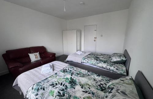 NextDoor Morden - Photo 14