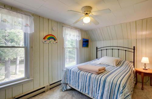 Dock and Views Lakefront Family Home in Conover! - Foto 27