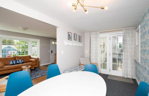 Cape Cod Cottage by Leavetown Vacations - Foto 16