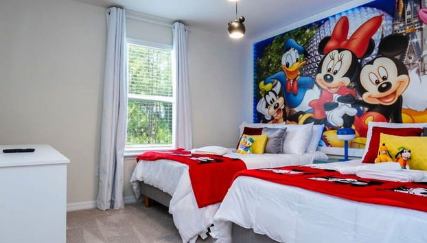 4466 Create Memories in This Cozy 7BR Home With Loved Ones - Foto 5, Habitación