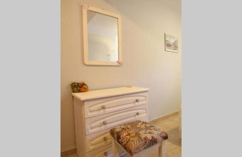 Christie's ground floor apartment by the sea - Foto 12