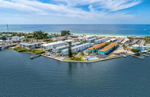 Absolute Anna Maria-Private Beach Access-Heated Pool-Water Views From Every Room - Foto 56