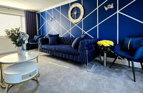 Luxury Modern Comfy 3BR House Contractors Family - Foto 27