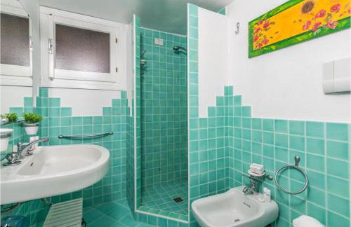 Le Dalie With Shared Pool - Happy Rentals - Photo 12