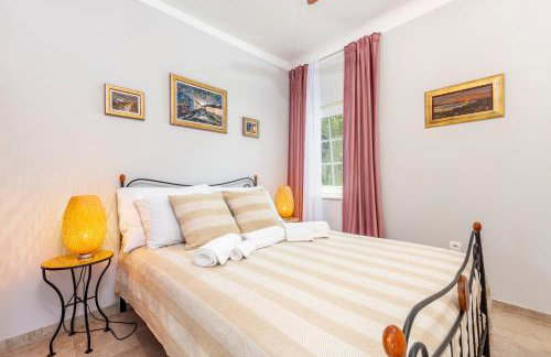 The Three Flowers Pool House - Foto 25