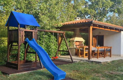 Casa Ondina - Private House with Jacuzzi & Garden in Central Istria - Foto 1