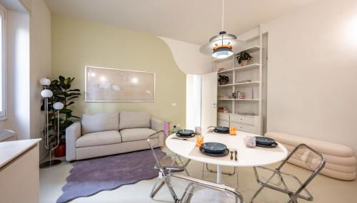 Design and Silence - Wide renovated apartment 2 stops form centrale - Foto 4