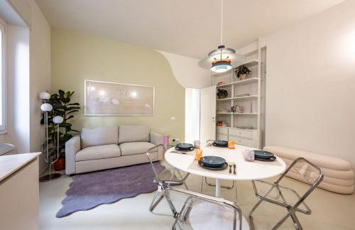 Design and Silence - Wide renovated apartment 2 stops form centrale - Foto 4