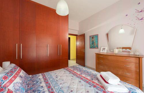 Greek Style Ground Floor Apartment & Pool - Foto 40