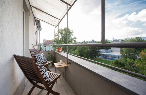 Penthouse apartment with private parking - Photo 26