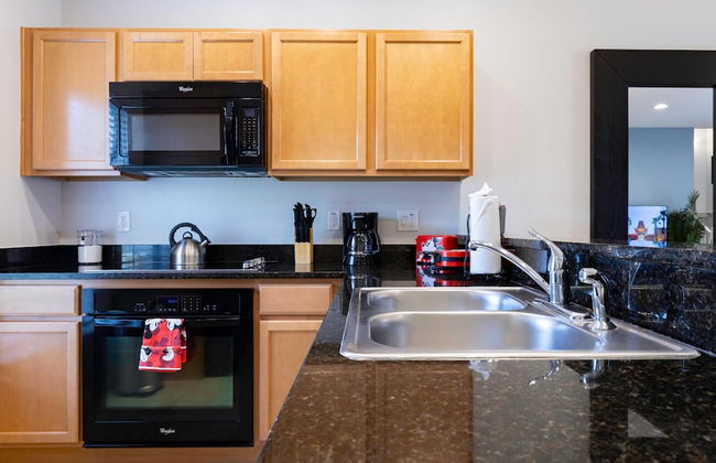 Townhome Jacuzzi Grill 10 min Disney - Foto 6