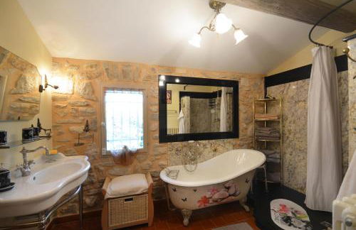 Reflet De PROVENCE dans cadre de verdure avec piscine chauffée - Photo 40