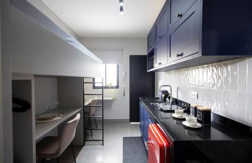 107-Studio compacto, moderno, climatizado perto da UEL - Foto 6