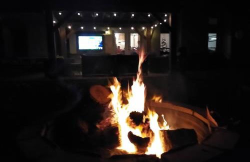 Spirit of Aggieland Retreat-HugeYard-1 Mile to A&M - Foto 44