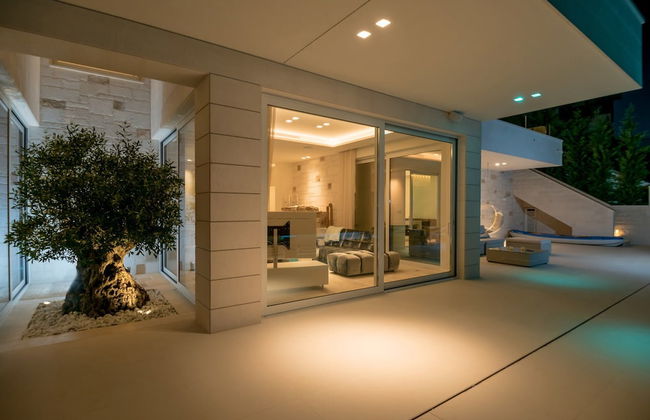 Beachfront Villa Seven Sins with Pool - Foto 46