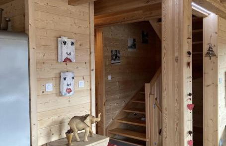 Chalet de Luxe Spacieux - 8 pers- Sauna & Jacuzzi - Foto 10
