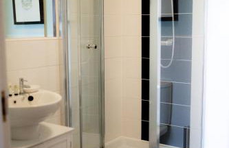 Stunning Sea Views, luxury apartment beaches & restaurants are a short walk away - Foto 27