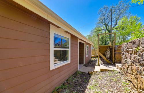 Fayetteville Retreat with Yard - Walk to Campus! - Foto 26