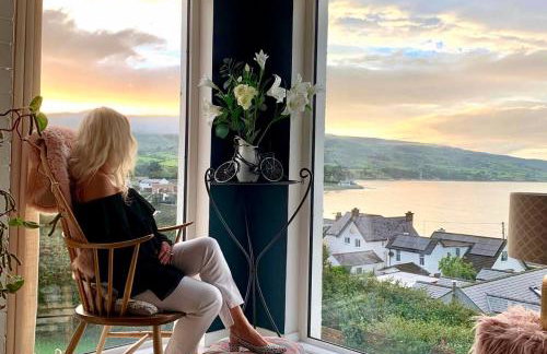 3 Bed Cottage - Sleeps 6 - Pets - Garden - Parking - Foto 3