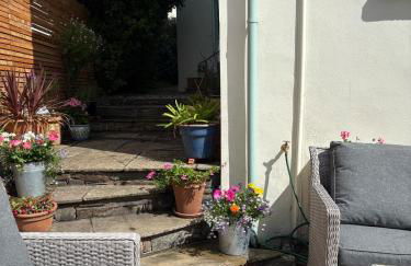 House in Appledore with Hot Tub and own parking - Foto 49