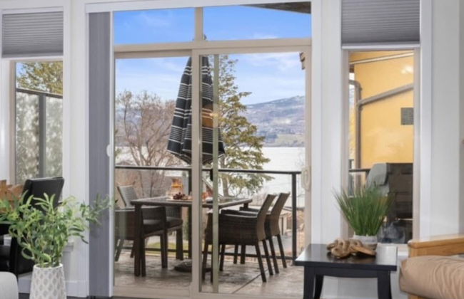 Beachfront Lakeview Condo at Barona - Photo 21