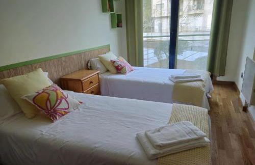 PISO EN EL CENTRO DE NIGRAN CERCA DE PLAYA AMERICA - Foto 8