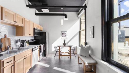 Designer Loft Downtown with WiFi 210 - Foto 2